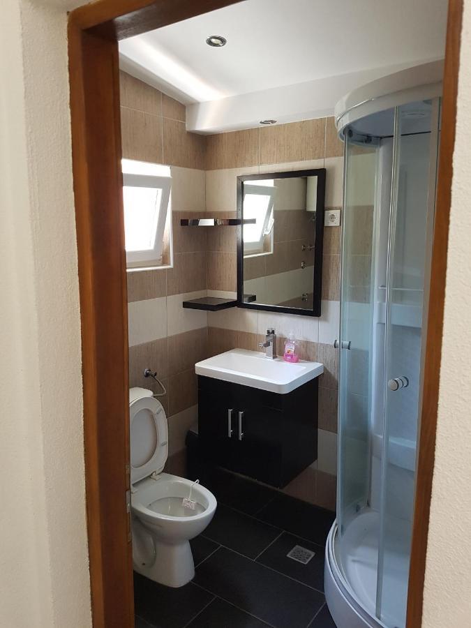 Apartmani Morovi Dvori Drage Kültér fotó